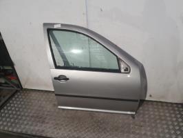 Porte avant droit