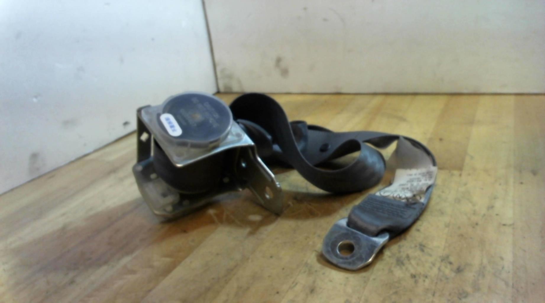 Ceinture arriere droit