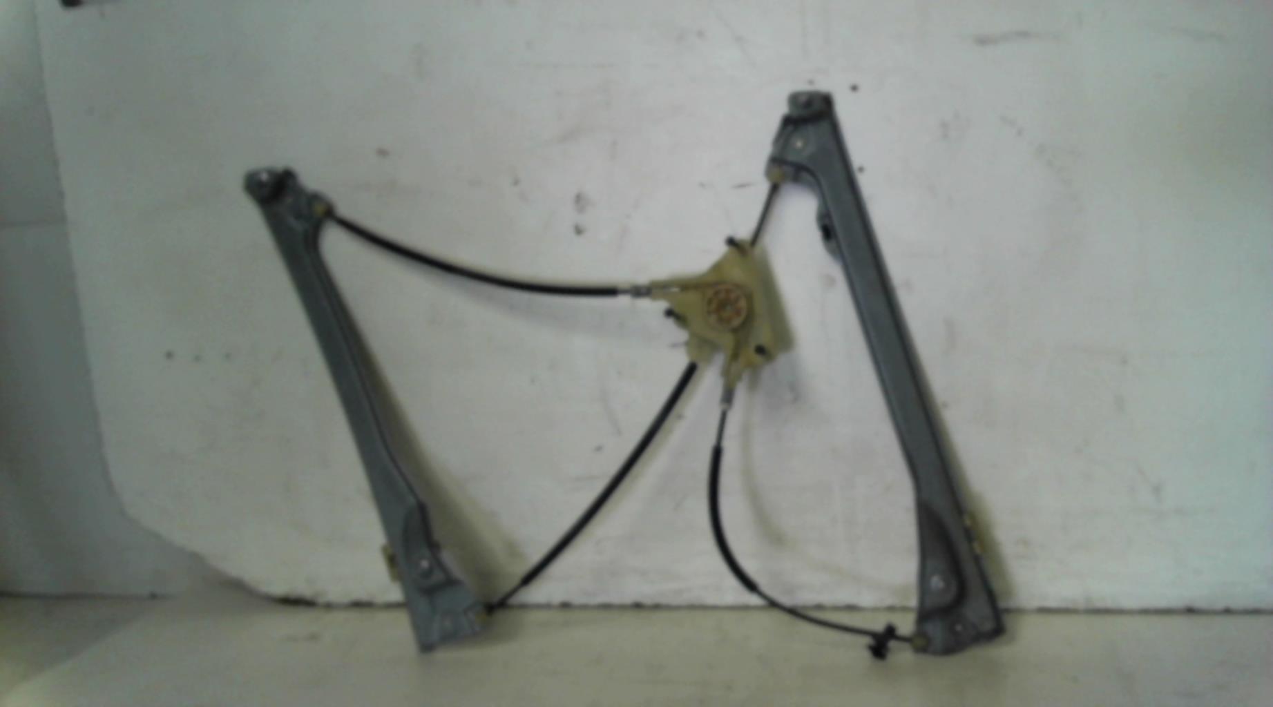 Mecanisme de leve vitre electrique avant gauche