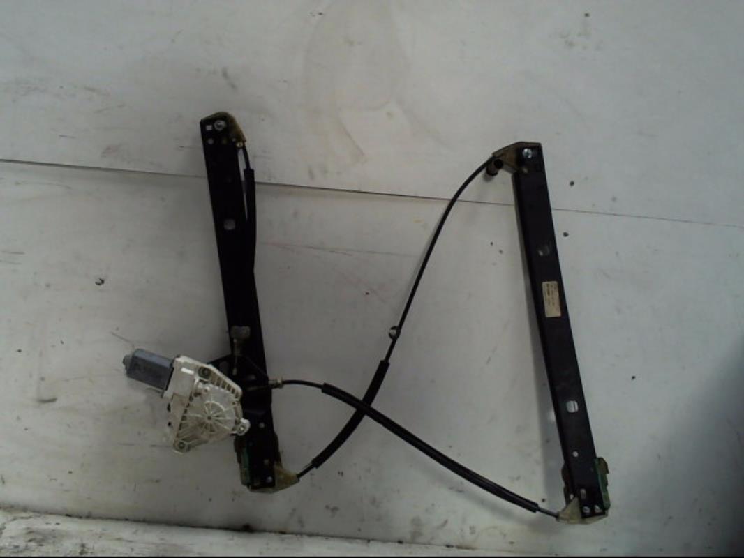 Leve vitre electrique avant gauche