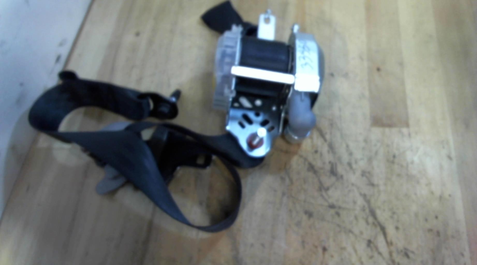 Ceinture avant droit