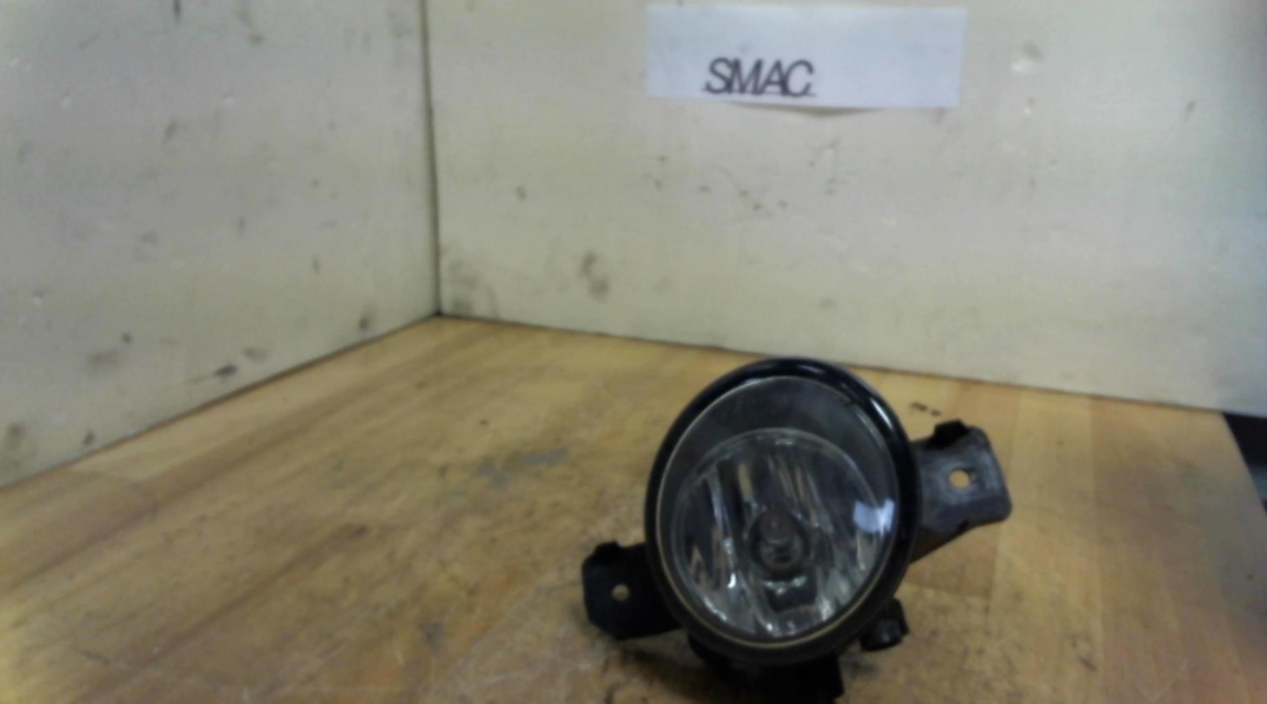 Anti brouillard droit (feux)