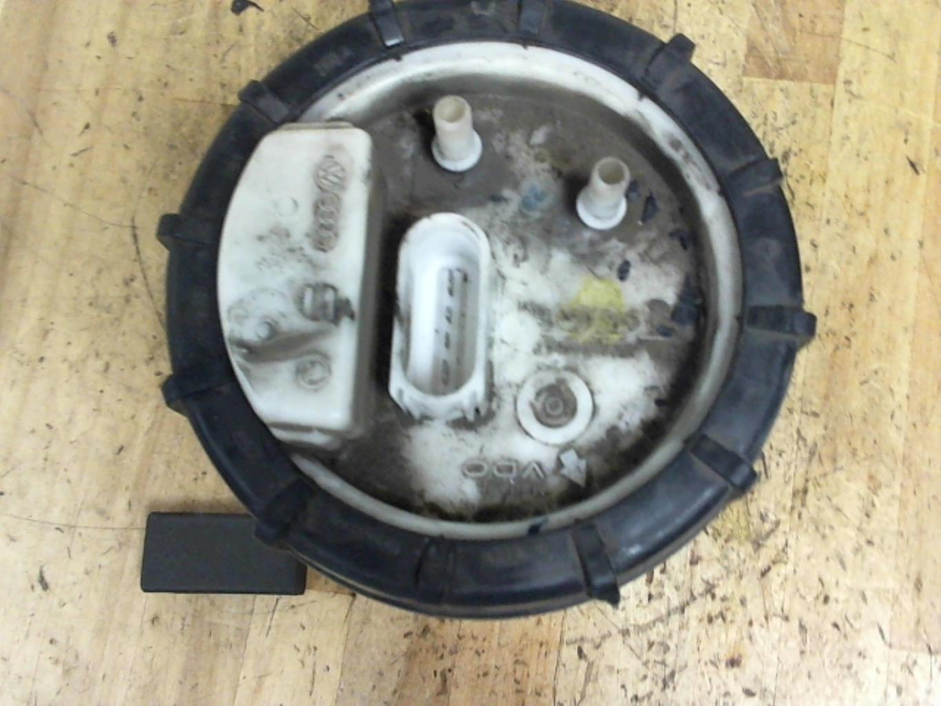 Pompe immergee VOLKSWAGEN GOLF 4 Essence - 1