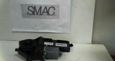 Moteur leve vitre avant gauche