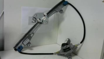 Leve vitre electrique avant gauche