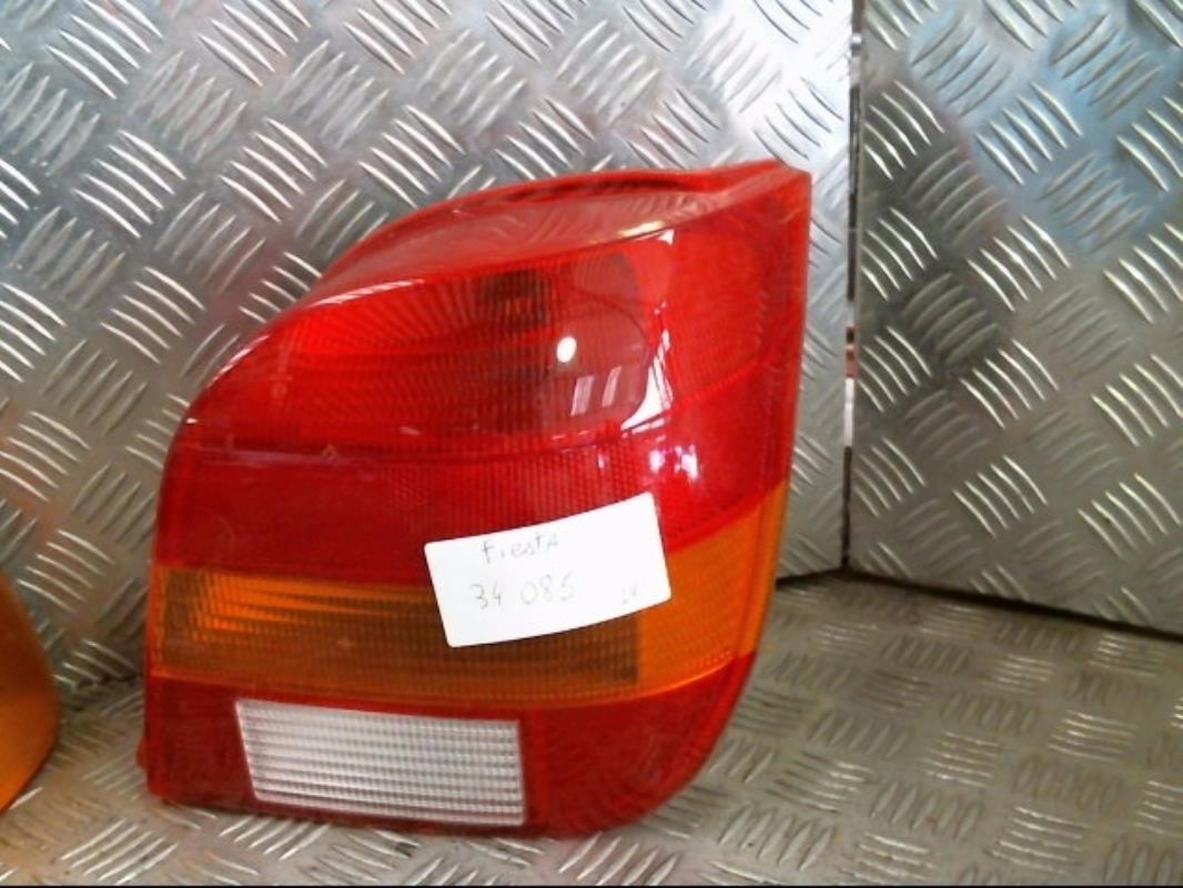 Fanale posteriore principale destro (luci)