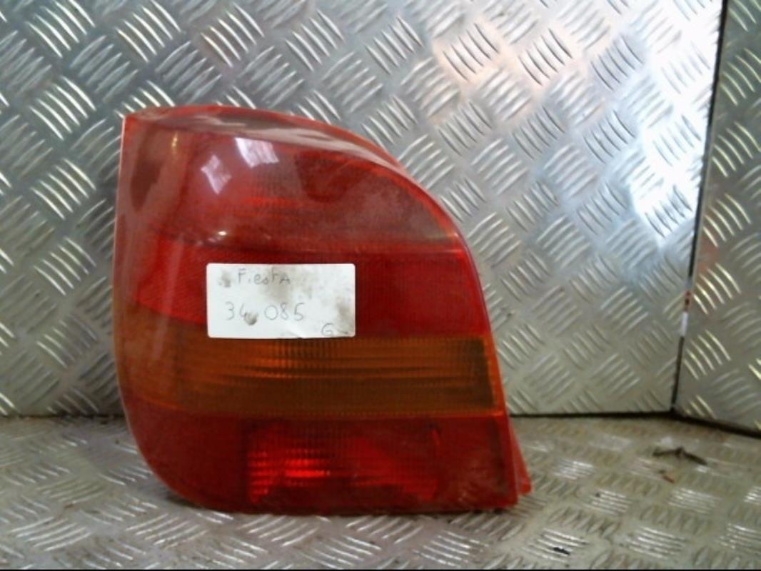 Fanale posteriore principale sinistro (luci)