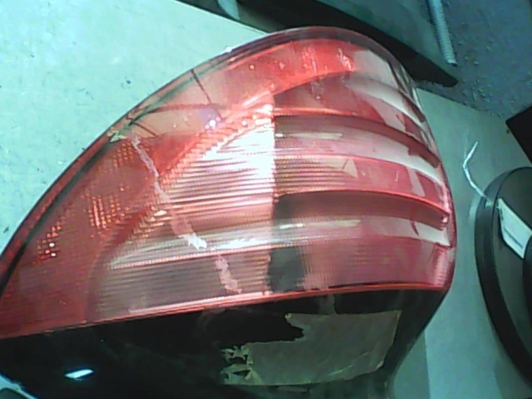 Fanale posteriore principale destro (luci)