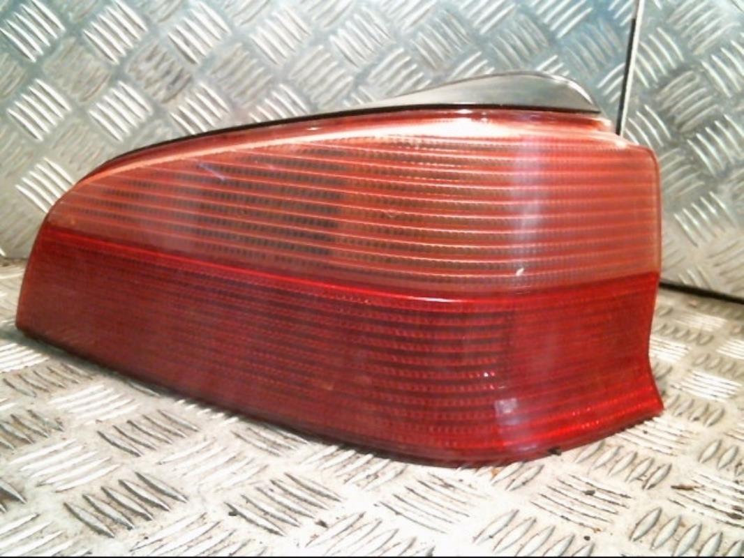Fanale posteriore principale destro (luci)