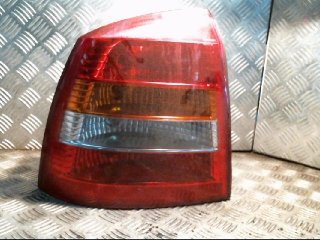 Fanale posteriore principale sinistro (luci)