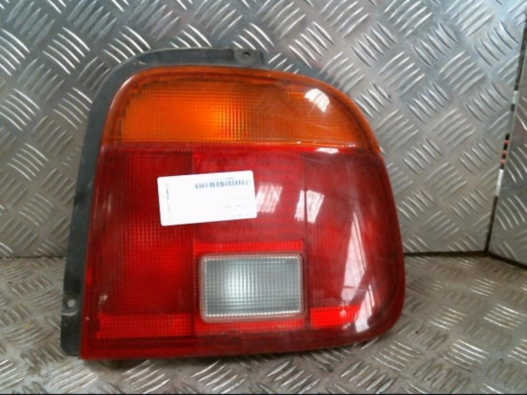 Fanale posteriore principale destro (luci)