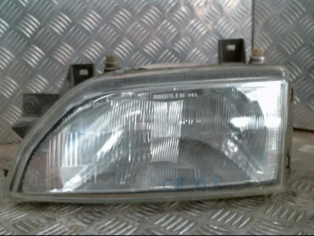 Gruppo ottico anteriore principale sinistro (luci)(faro)