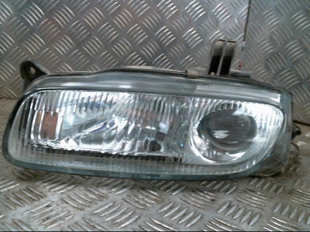 Gruppo ottico anteriore principale sinistro (luci)(faro)