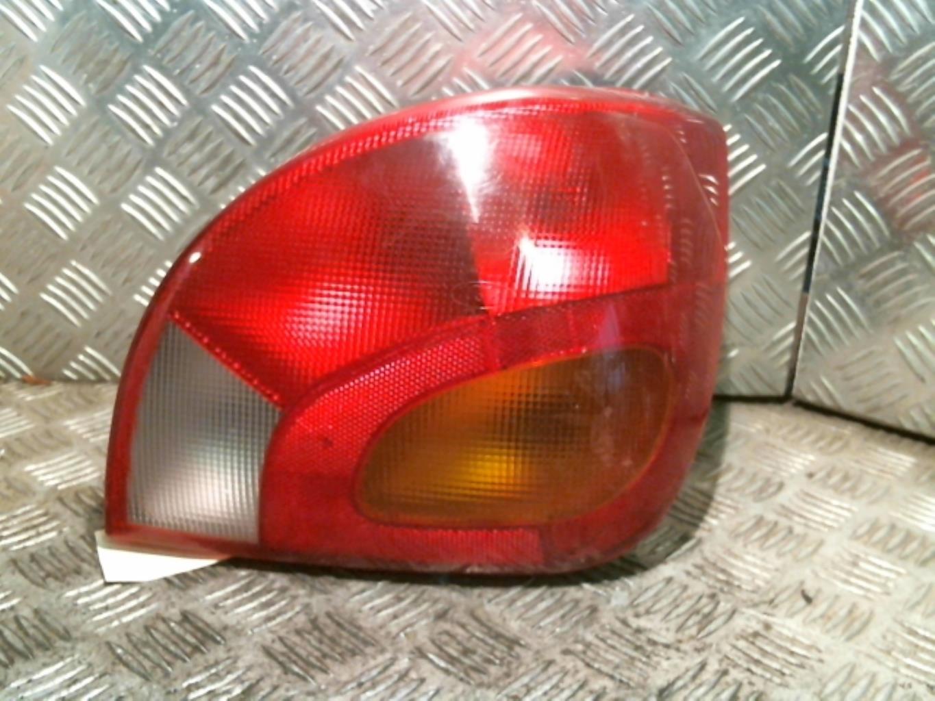 Fanale posteriore principale destro (luci)