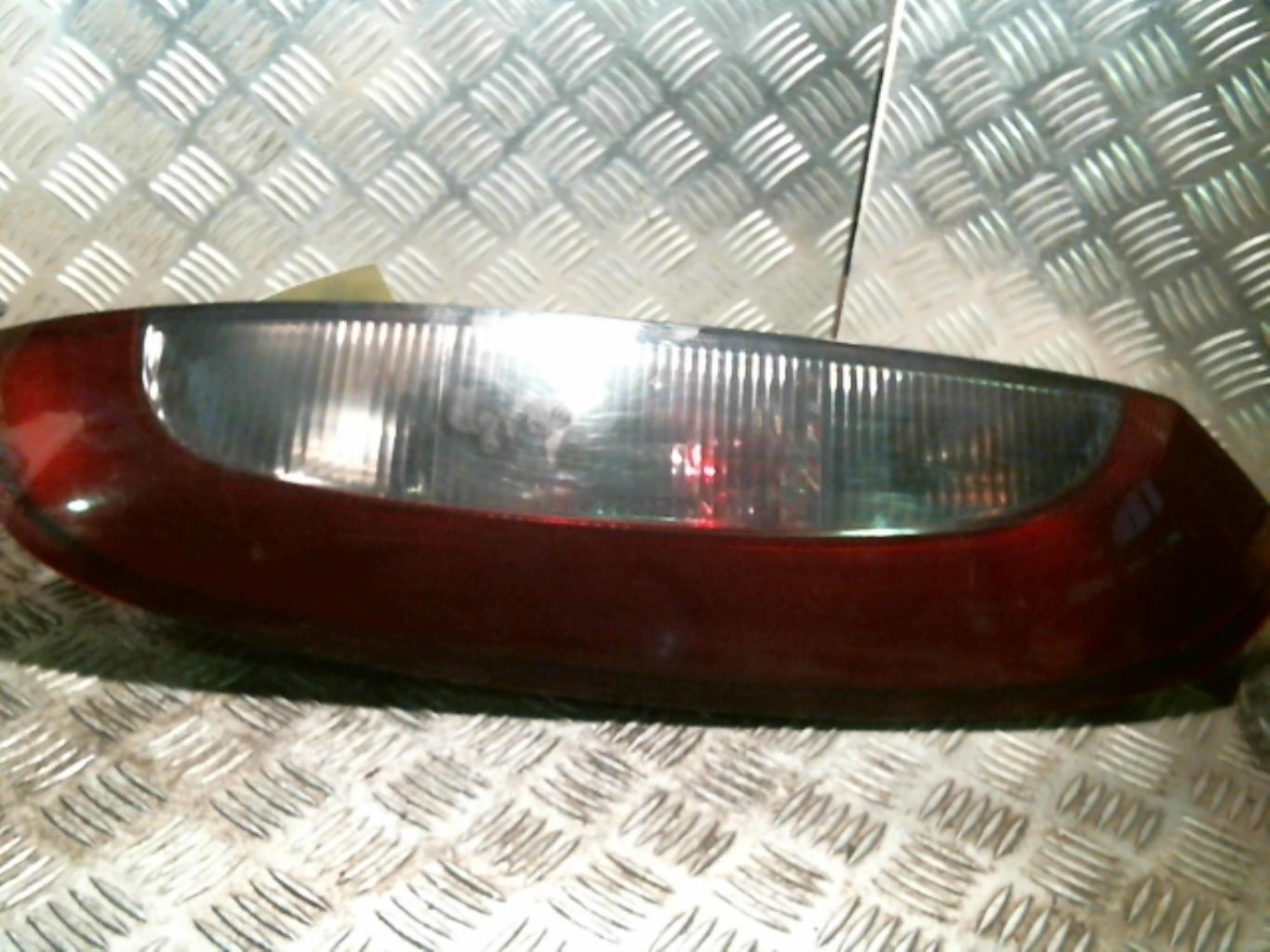 Fanale posteriore principale destro (luci)