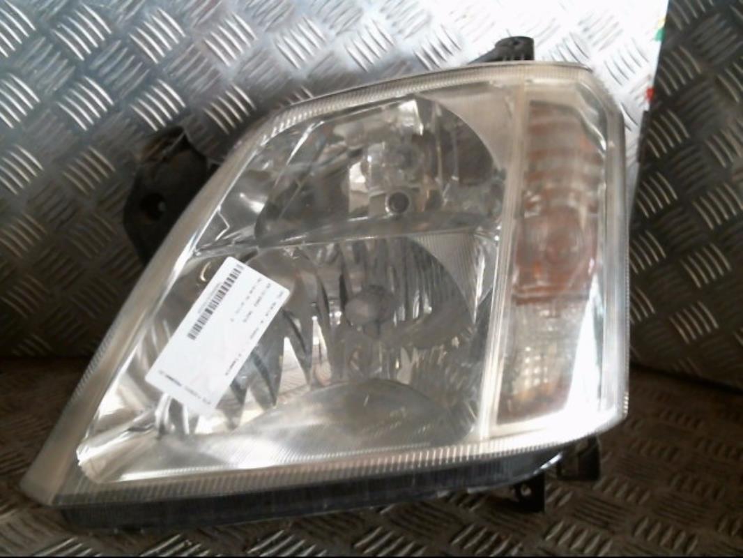 Gruppo ottico anteriore principale sinistro (luci)(faro)