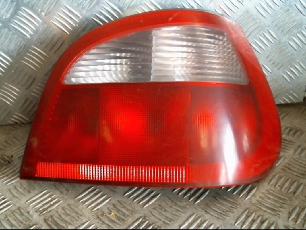 Fanale posteriore principale destro (luci)