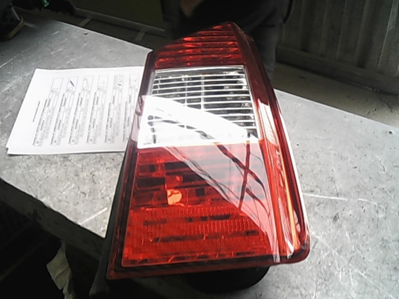 Fanale posteriore principale destro (luci)