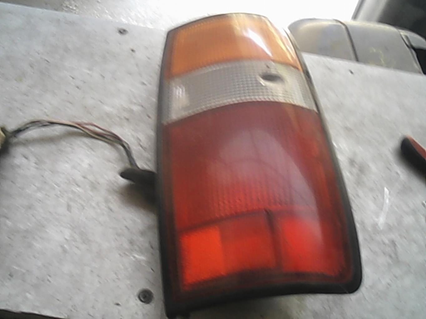 Fanale posteriore principale destro (luci)