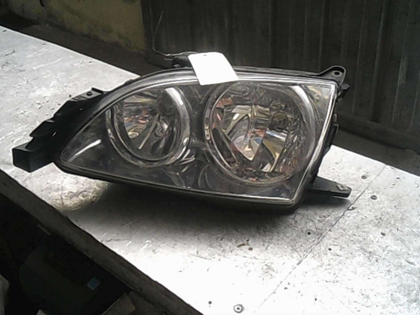 Gruppo ottico anteriore principale sinistro (luci)(faro)