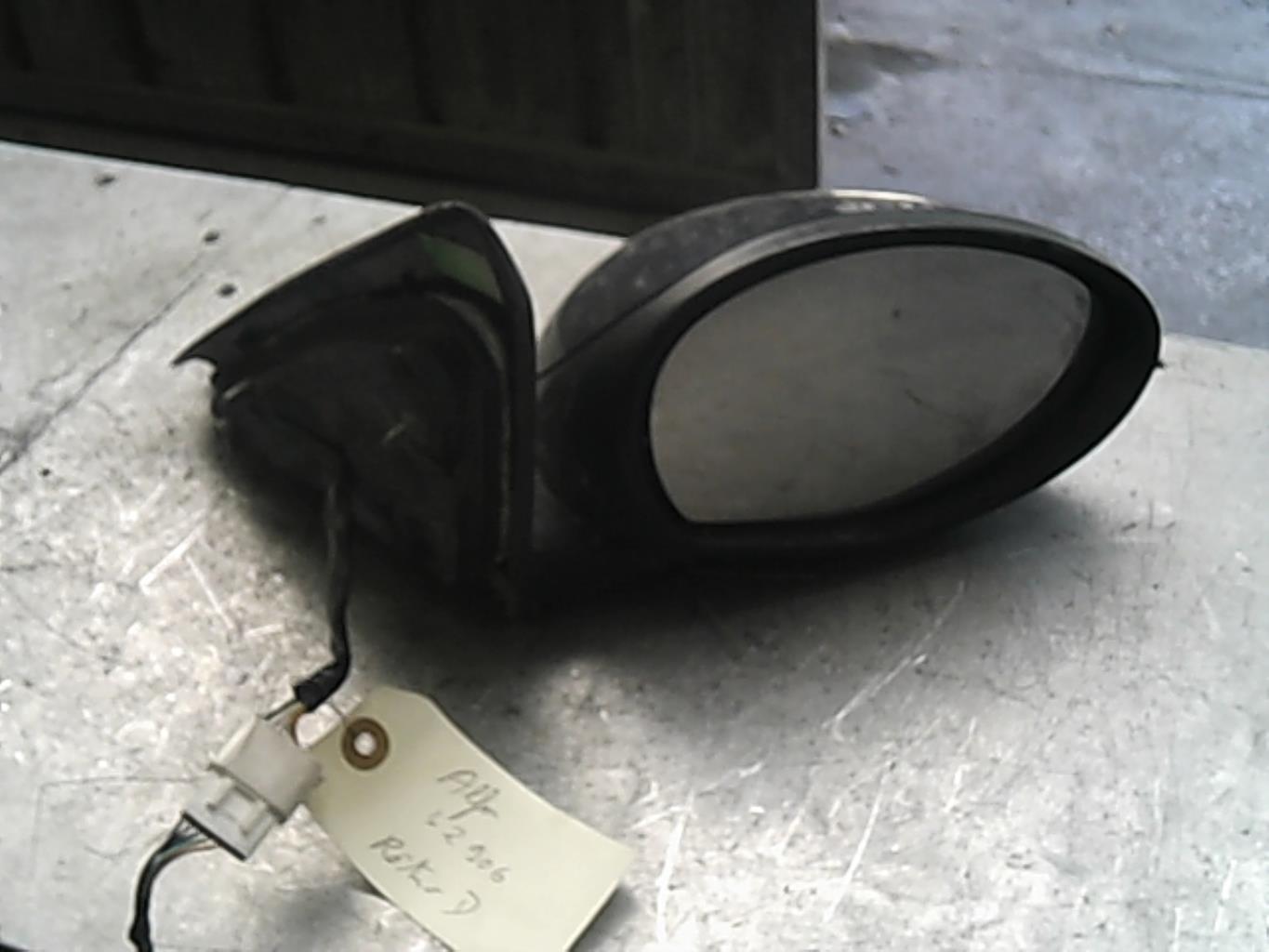 Specchietto retrovisore destro