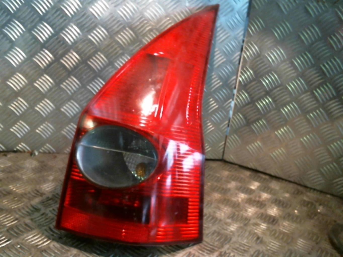 Fanale posteriore principale destro (luci)