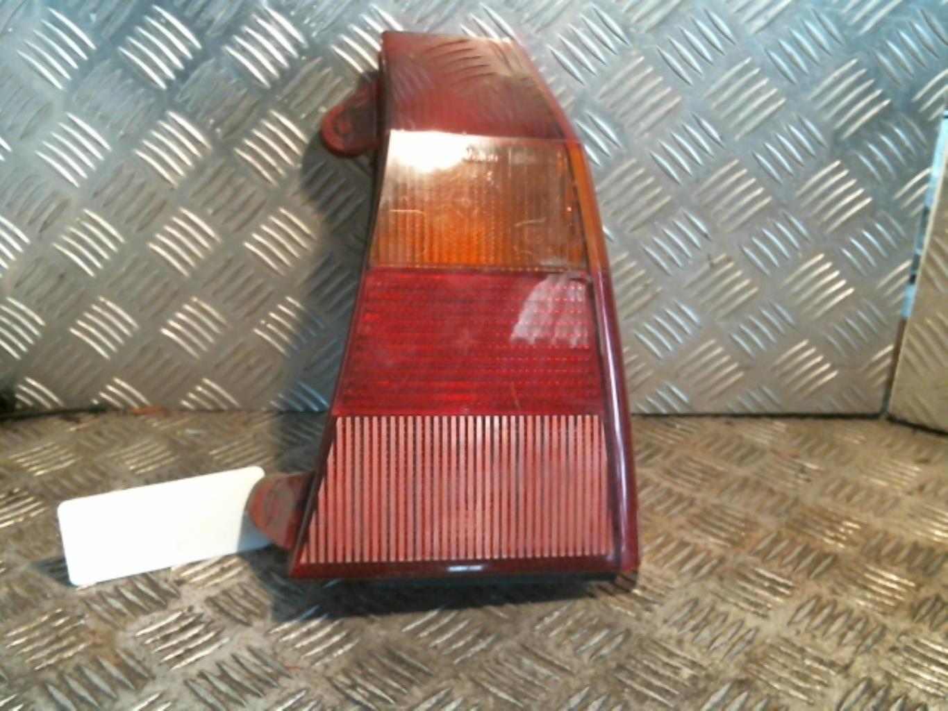 Fanale posteriore principale destro (luci)