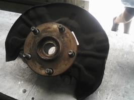 Fusee avant gauche