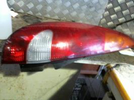 Fanale posteriore principale sinistro (luci)