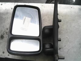 Retrovisor izquierdo