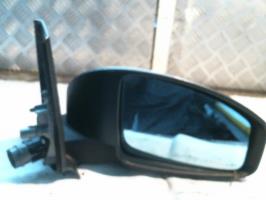 Retrovisor izquierdo