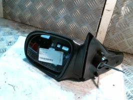 Retrovisor izquierdo
