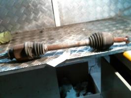 Cardan gauche (transmission)