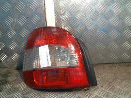 Fanale posteriore principale sinistro (luci)