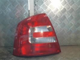 Fanale posteriore principale sinistro (luci)