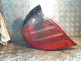 Fanale posteriore principale sinistro (luci)