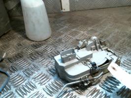 Chiusura centralizzata anteriore destra