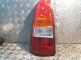 Fanale posteriore principale sinistro (luci)