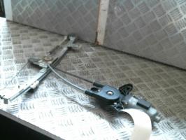 Alzacristalli elettrico anteriore sinistro