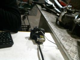 Fermeture centralisee avant droit