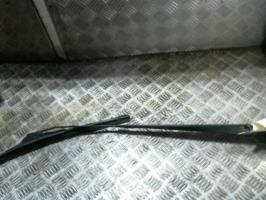 Braccio tergicristallo anteriore sinistro