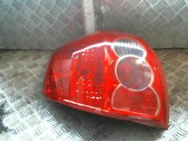 Fanale posteriore principale sinistro (luci)