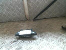 Poignee porte avant droit