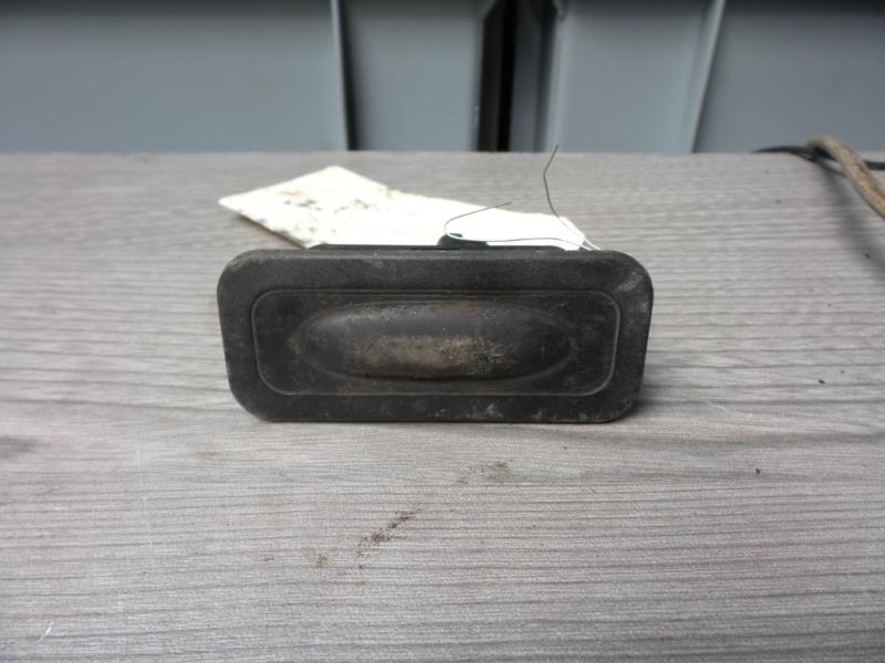 Poignee porte coffre
