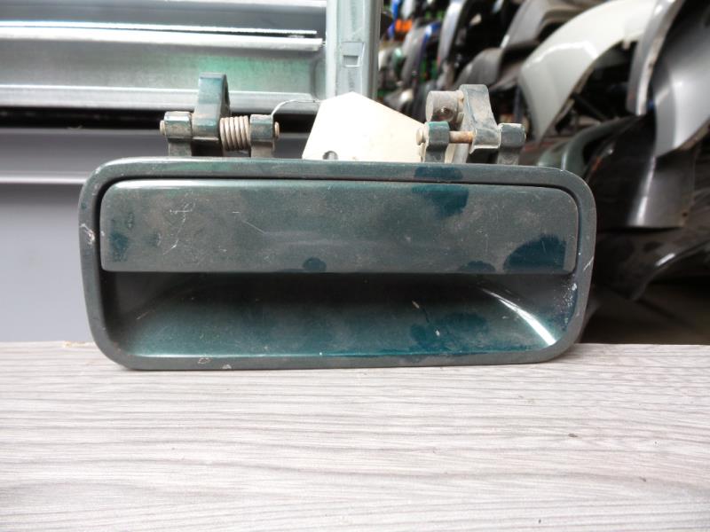 Poignee porte arriere gauche