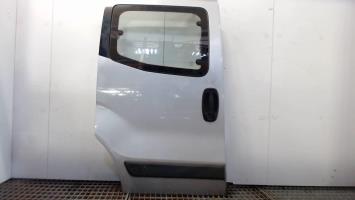 Porte laterale droit