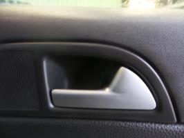 Poignee interieur arriere droit