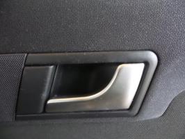 Poignee interieur avant droit