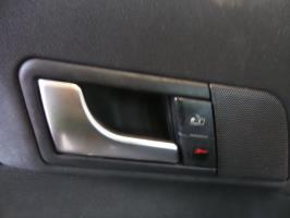 Poignee interieur avant gauche
