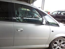 Poignee porte avant droit